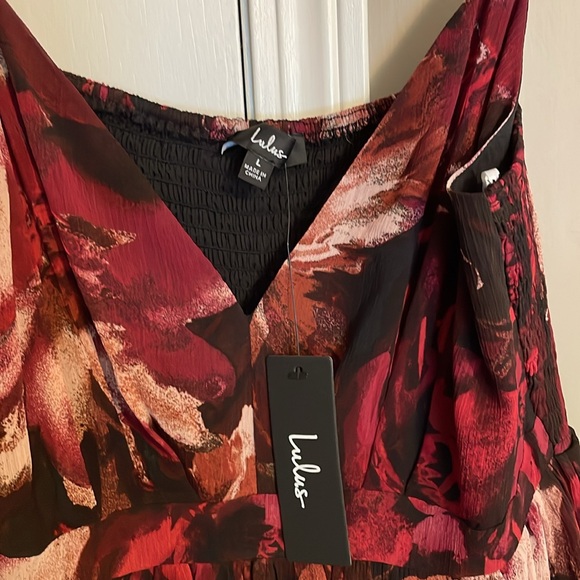 NWT Lulu’s tiered maxi dress - Picture 4 of 9